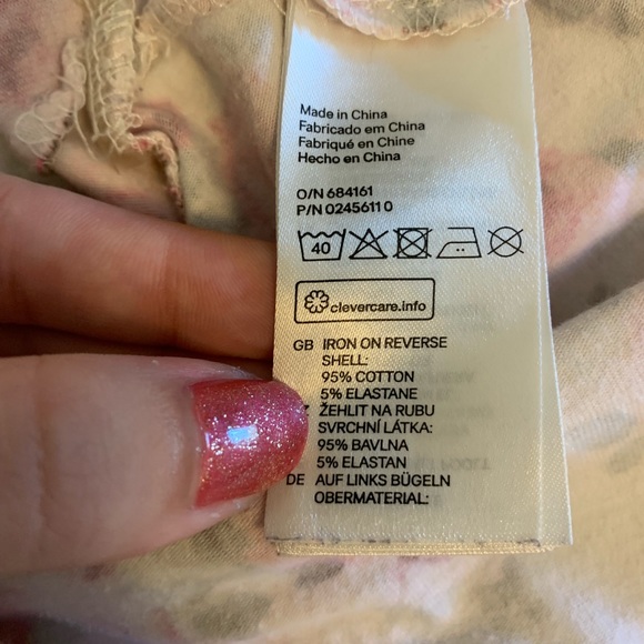 H&M Divided Rose Floral Pattern Peplum Top - Picture 5 of 5